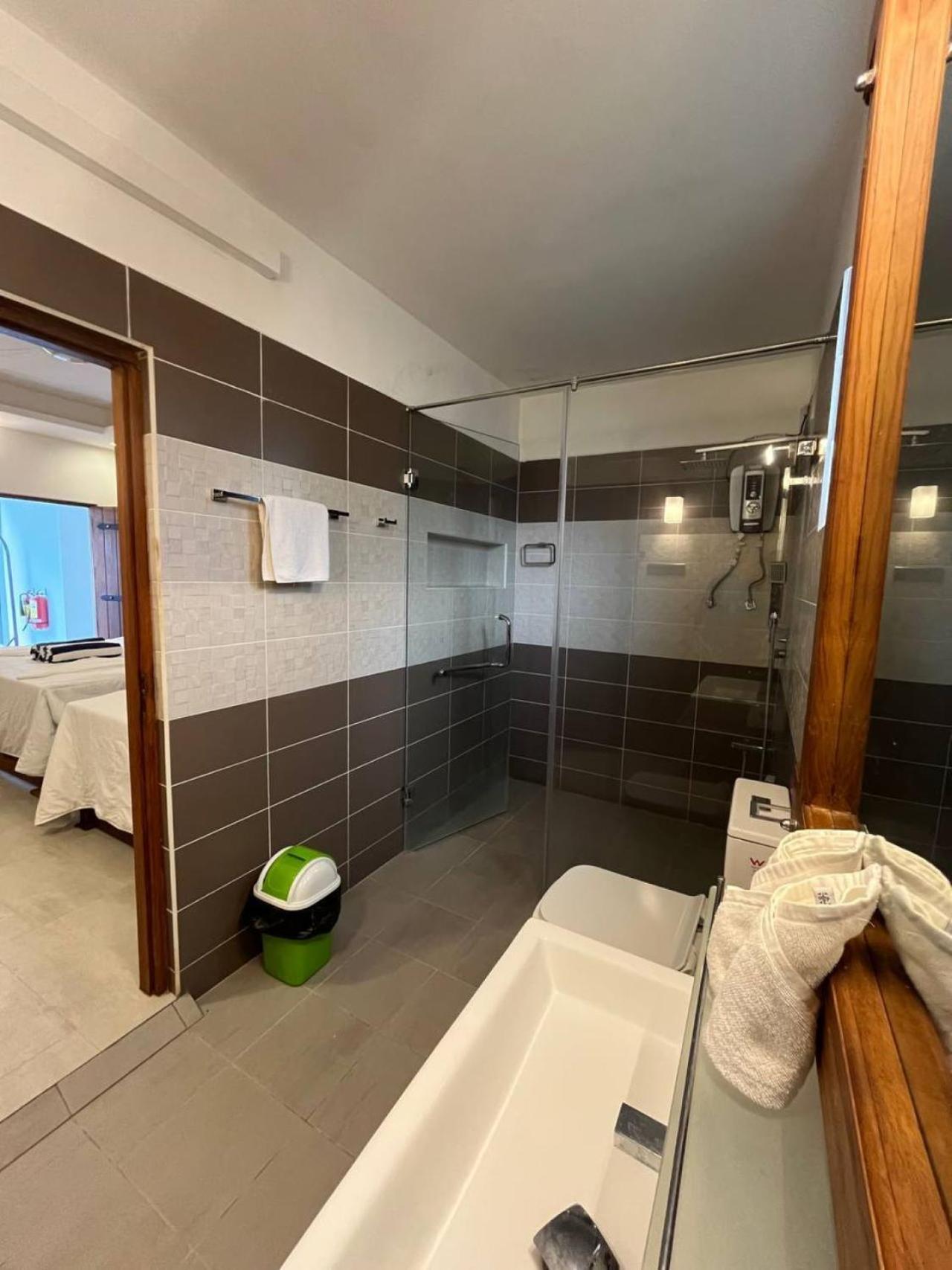 Nn Beach Resort & Spa Нилавели Екстериор снимка